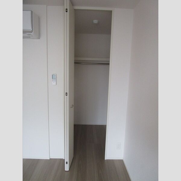 セジュール西台2 202号室 収納