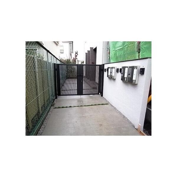 PLUM　ESTATE エントランス