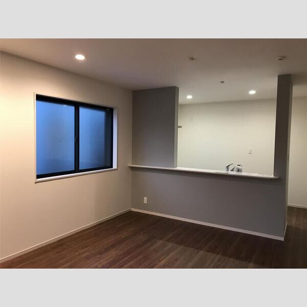 マイホームネクスト本北方2丁目　4号棟 リビング