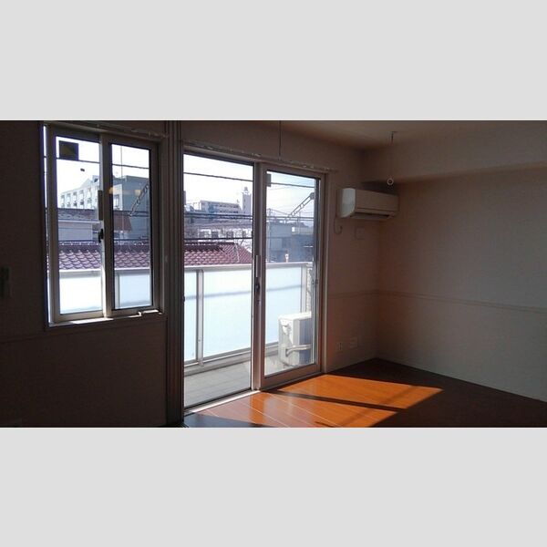 ラ・プランタン北野203号室 LDK