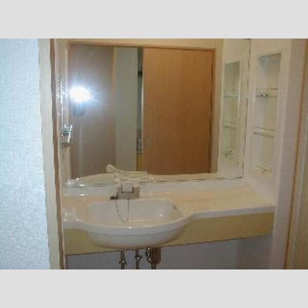 シャインローズ 大きい洗面台♪