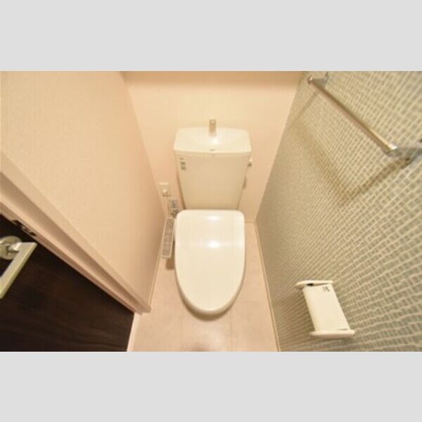 サザンウィング205号室 トイレ