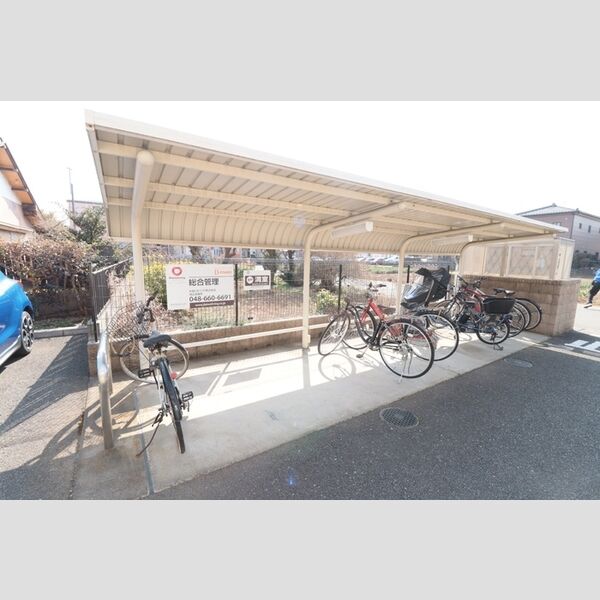 ヴィアレット　Ⅶ 駐輪場