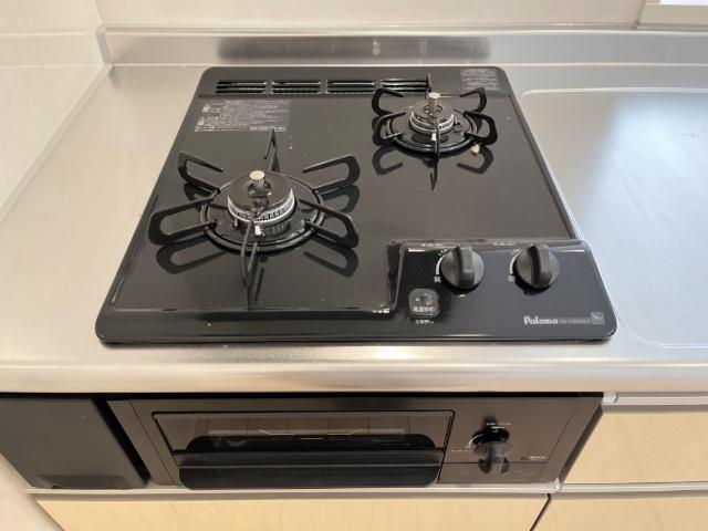 フェリーチェ101号室 2口コンロ