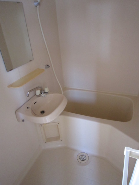 グリーンプラザＢ棟B207号室 浴室