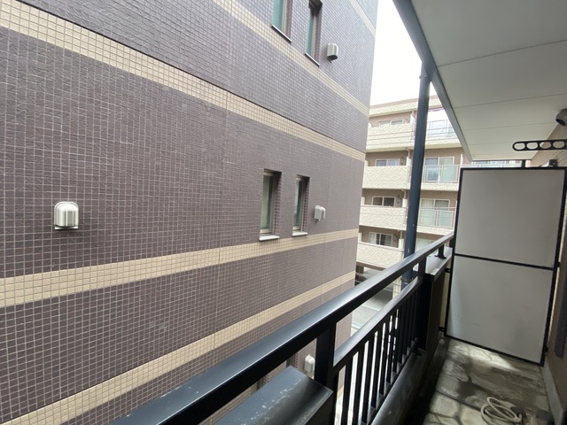 グリーンリーフ綱島弐番館0302号室 バルコニー