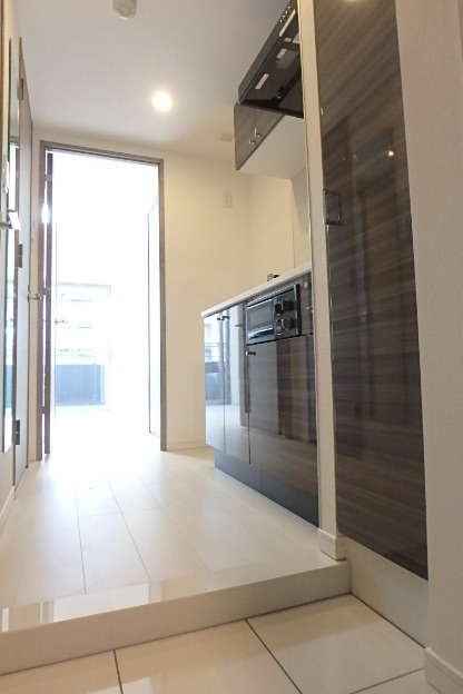 ガーラ・プレシャス川崎7階 ゆったりとした玄関です