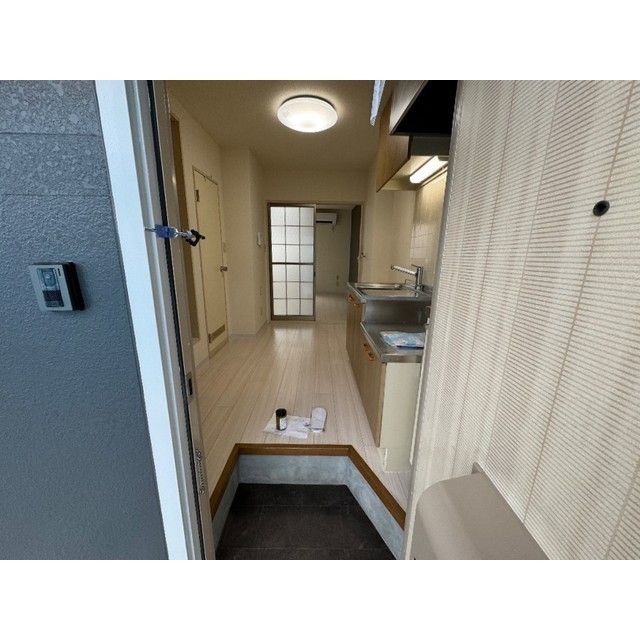 リブレス本庄102号室 玄関