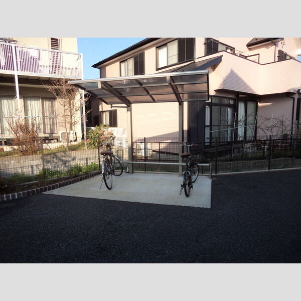 シンフォニー　B棟 駐輪場