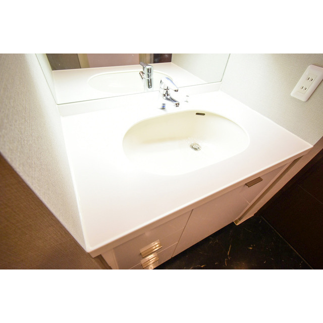 レキシントンスクエア白金高輪2002号室 内観