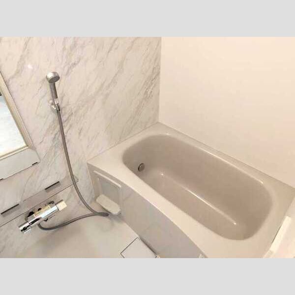 トゥトゥアジュール202号室 お風呂