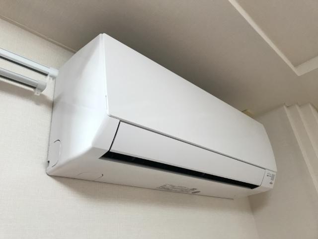 スカイパークオキツカ305号室 エアコン