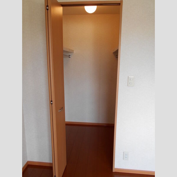 サンライズ蒲生 ウォークインクローゼット