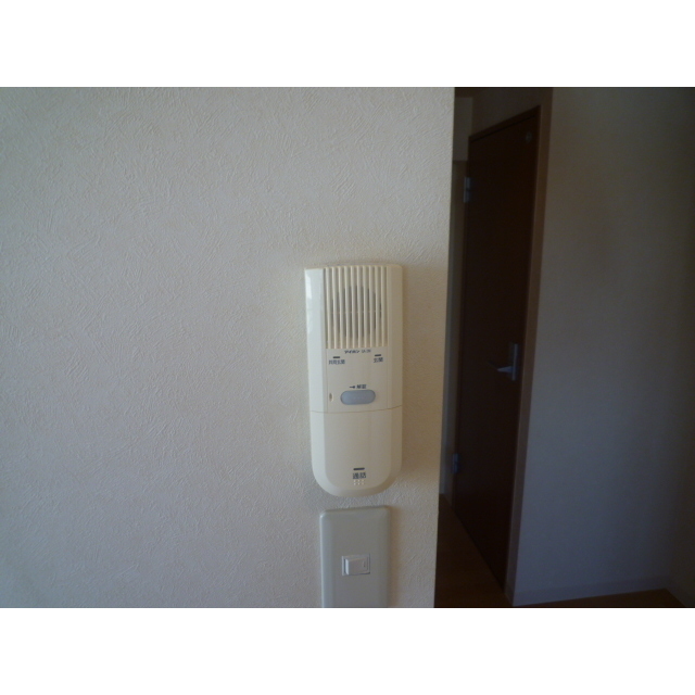 SYOU-HOUSE201号室 オートロック連動インターホン