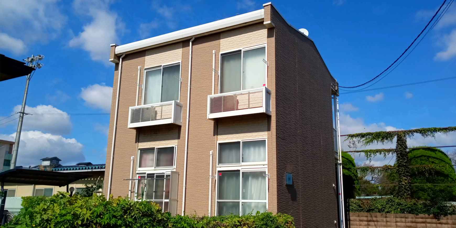 レオパレスつばさの外観画像