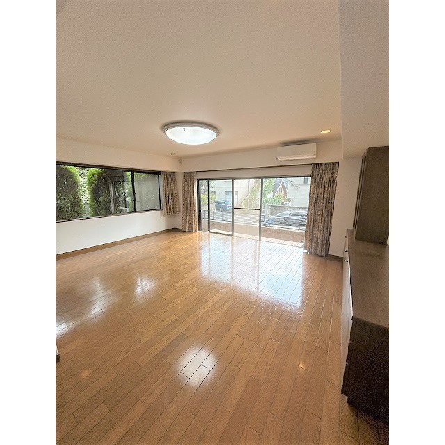 レジデンス等々力 リビング