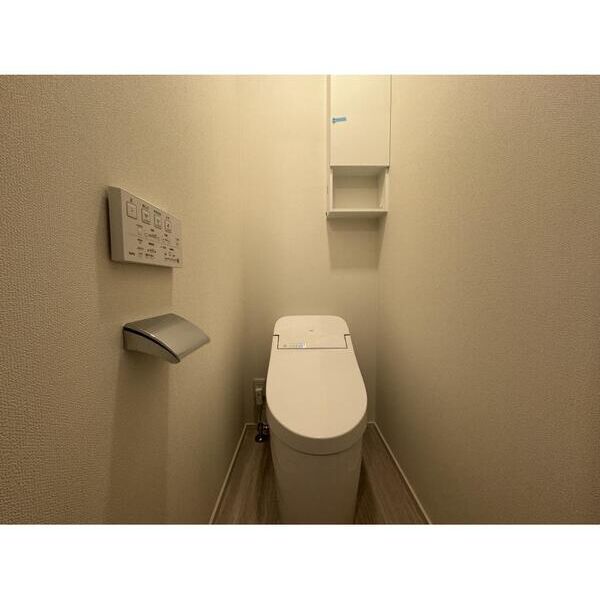 TREE　TOPS　代々木 トイレ