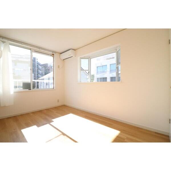 エステートピアカワベ リビング