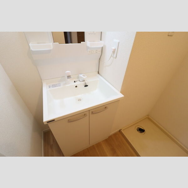 ファーストターフ鎌取　C303号室 洗髪洗面化粧台