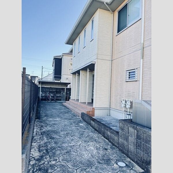 サンク　モンタニア　B棟 エントランス