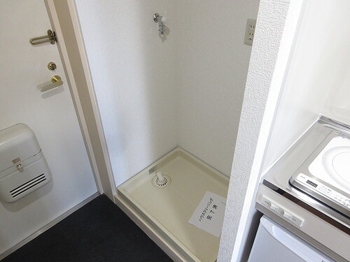 ライオンズマンション保土ヶ谷第６ 室内洗濯機置場　※前回募集時2023年7月の写真