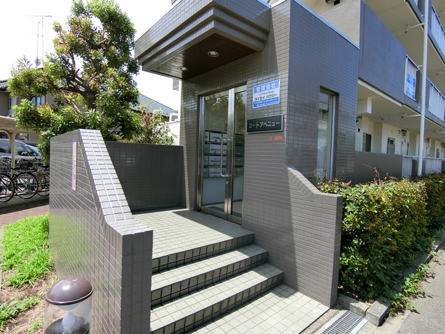 コートアベニュー0201号室 エントランス