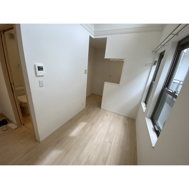 BEAMS富岡東N202号室 リビング