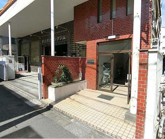 ヴィラ・シマダ エントランス