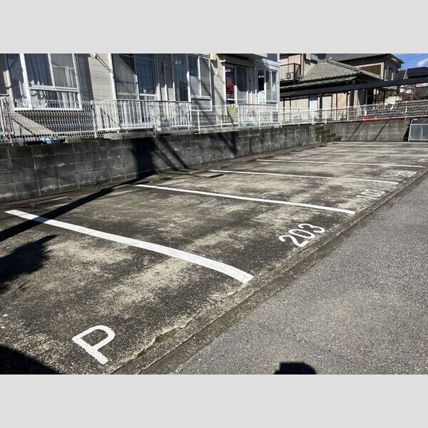 アーバンハイム 駐車場