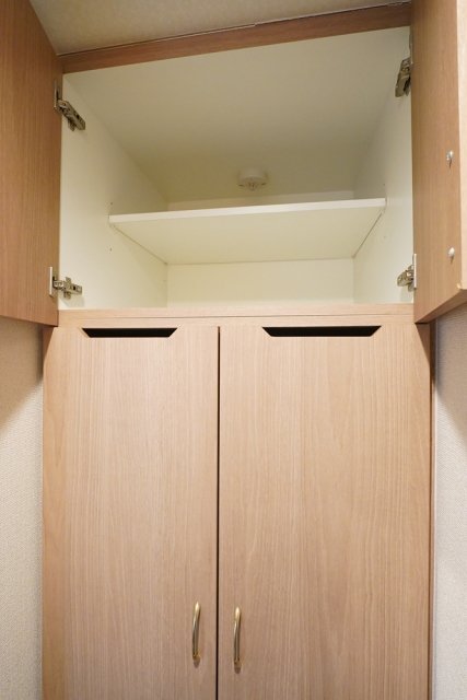 ルーブル大崎参番館 上部靴入
