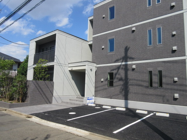 グランノァール 駐車場