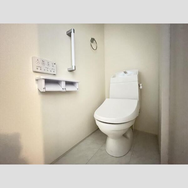 マイホームネクスト小室町　2号棟 トイレ