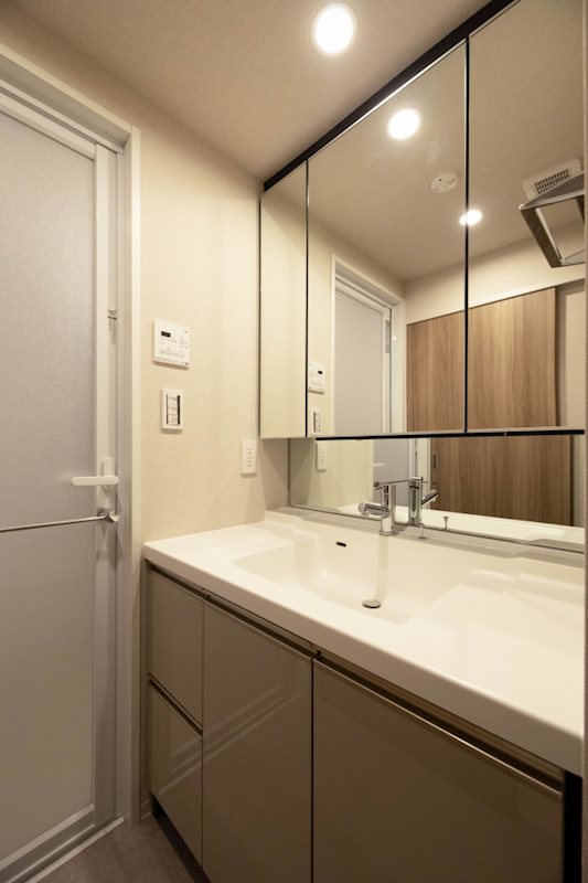 ドゥーエ南千住3階 洗面