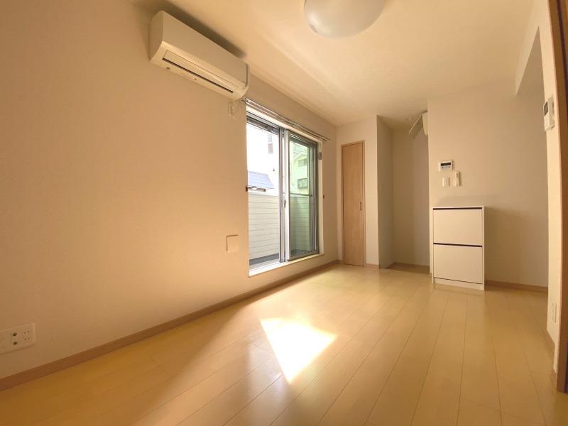 プログレス リビング