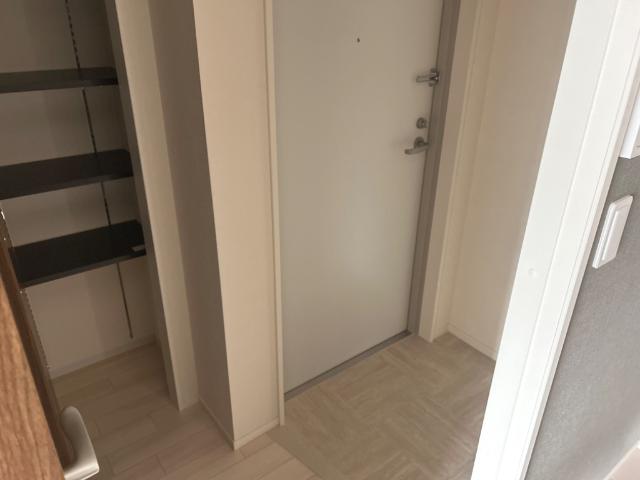 ナインチェ 玄関