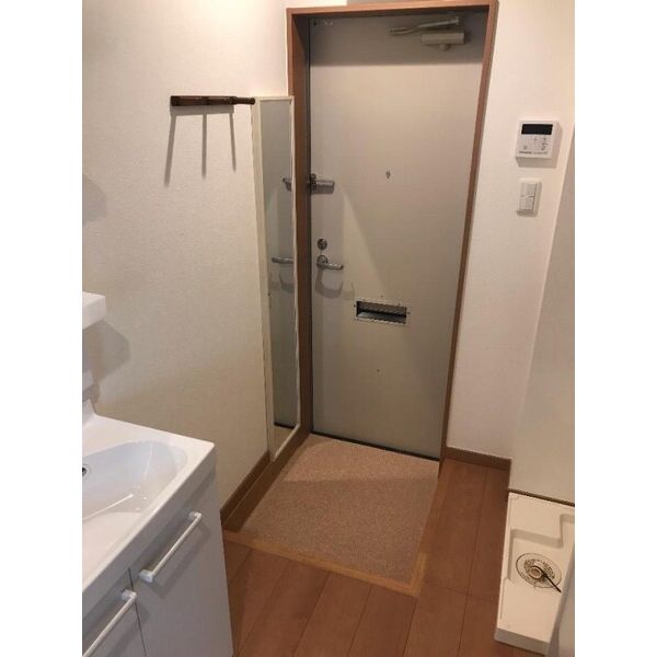 アイコート田無 玄関