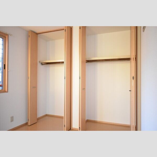 パストラル西遊馬 クローゼット