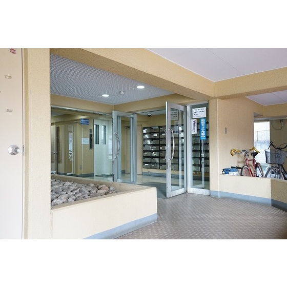 マック所沢コート エントランス