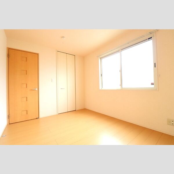 ディア・ドリーム　B102号室 北側洋室