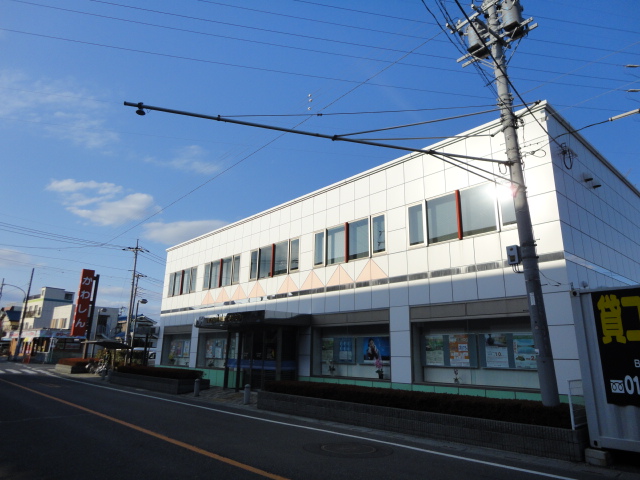 マノワールⅠ 川口信用金庫赤井支店まで549ｍ