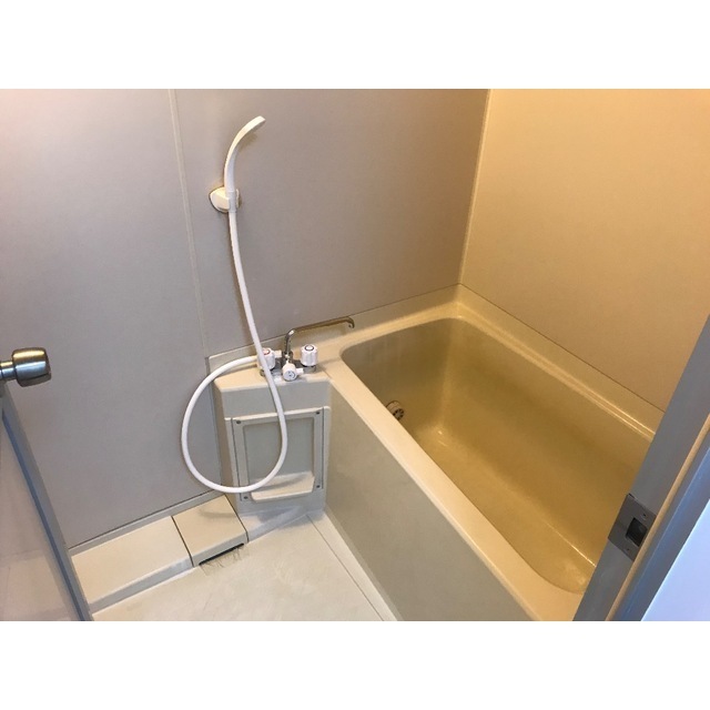 鎌倉ピュアハイム201号室 お風呂