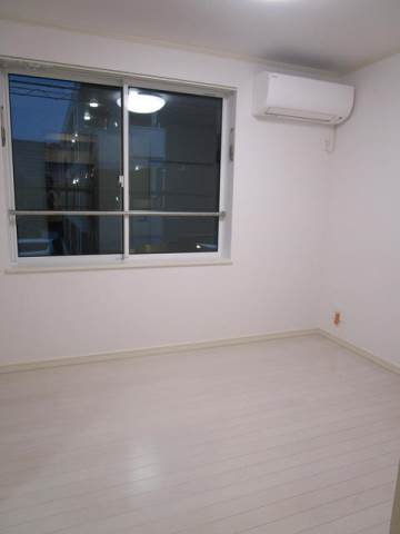 メゾン　ド　スリール2階 部屋その他