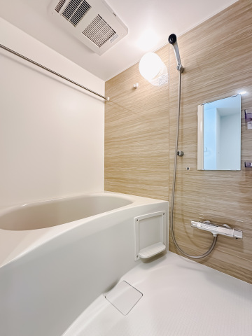スカイコートリュクス品川大崎204号室 お風呂