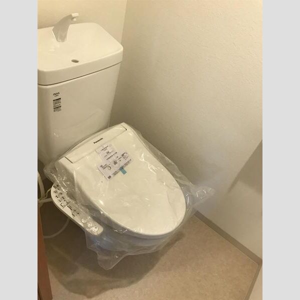 S-FORT船橋海神East301号室 トイレ