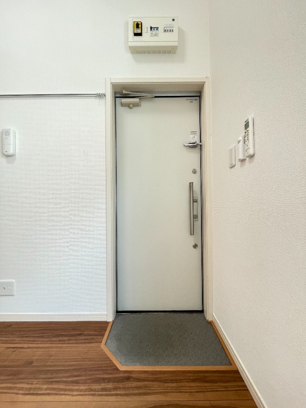 ネクサス押上1階 玄関