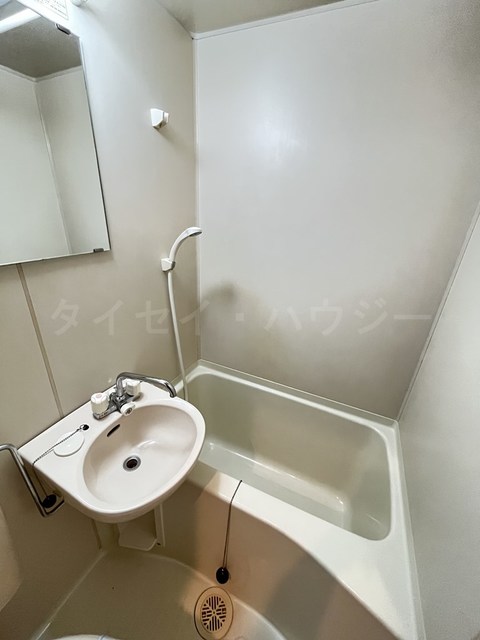 アーバンスクエア江原町Ｃ棟0108号室 お風呂