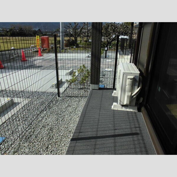 京美103号室 ♪103号室専用のテラスです♪