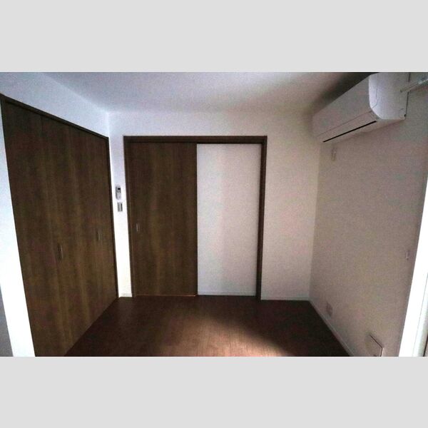 MOCRAFT中葛西102号室 洋室5.9帖