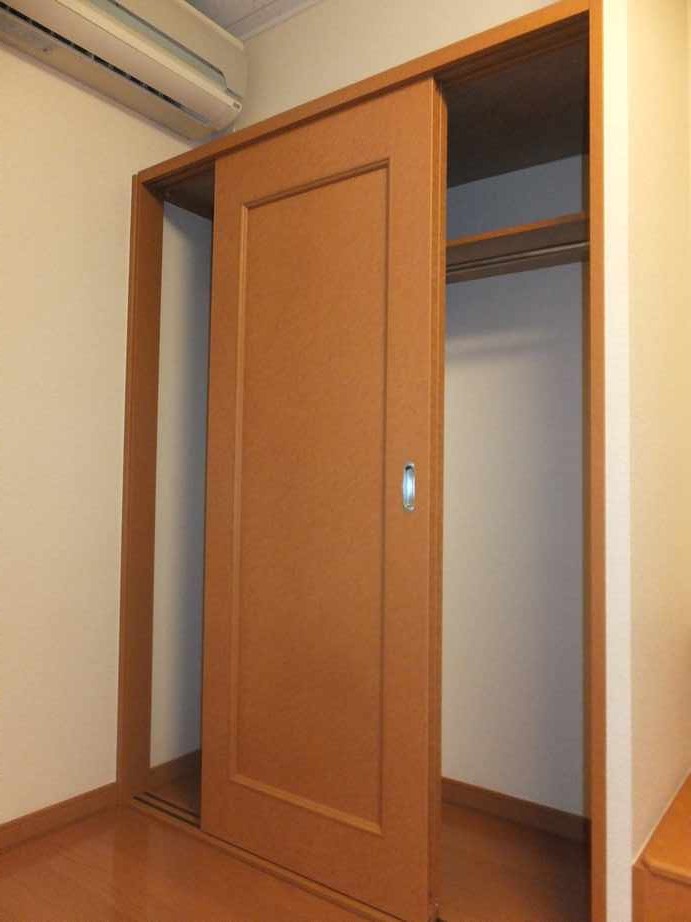 レオパレスｍｏｍｏ107号室 内観