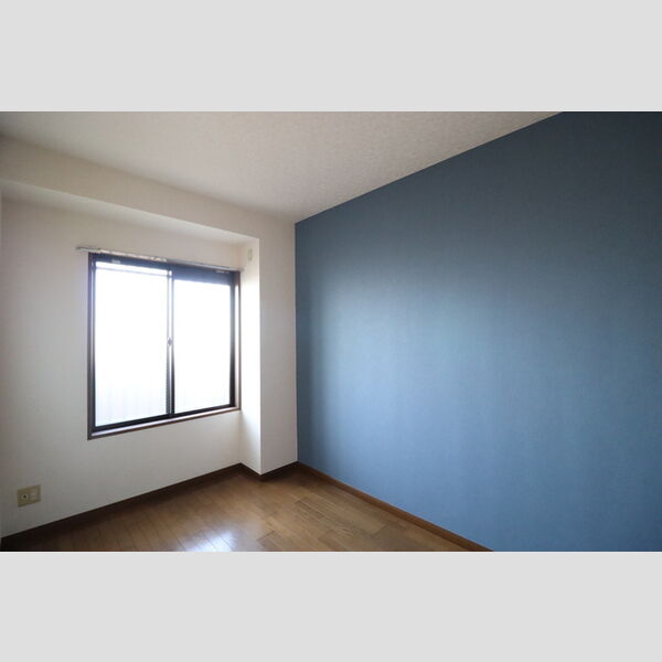 ヒロ末広703号室 洋室